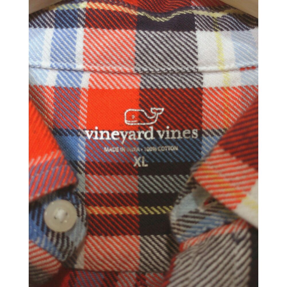 Vineyard Vines Soft Flannel Shirt XL Red Blue Plaid Button Down Whale Logo - Picture 4 of 8